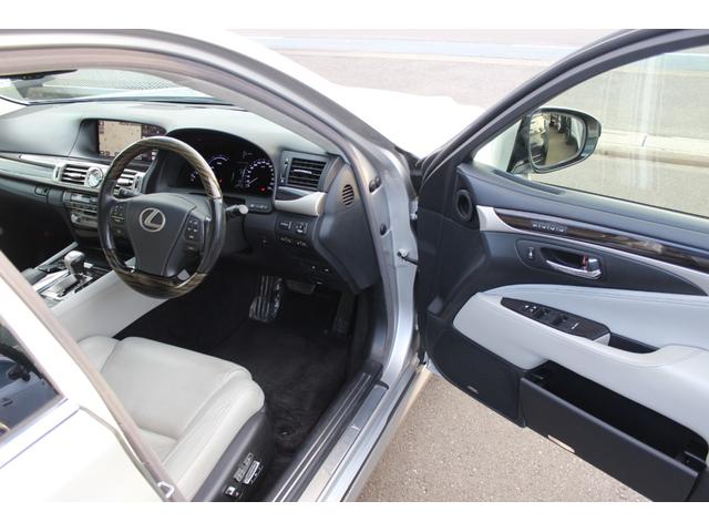 ＬＳ ＬＳ６００ｈ　バージョンＣ　Ｉパッケージ　ユーザー買取車　禁煙車　４ＷＤ　前席イージークローザー　シートヒーター・ベンチレーション　サンルーフ　メモリー付きＰシート　Ｐトランク　純正ナビＴＶ　Ｂｌｕｅｔｏｏｔｈ　ＥＴＣ　Ｂカメラ　ＢＳＭ（29枚目）