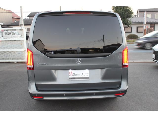 Vクラス V220d アバンギャルド ロング AMGライン 1オーナー パノラミックスライディングルーフ ブルメスターサウンド シートヒーター 純正ナビ・フルセグTV Bカメラ コーナーセンサー Bluetooth接続 ルーフレール ドラレコ(5枚目)