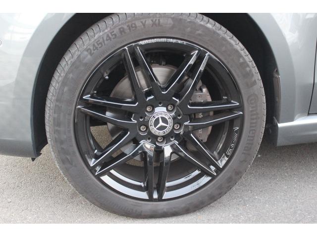 Vクラス V220d アバンギャルド ロング AMGライン 1オーナー パノラミックスライディングルーフ ブルメスターサウンド シートヒーター 純正ナビ・フルセグTV Bカメラ コーナーセンサー Bluetooth接続 ルーフレール ドラレコ(10枚目)