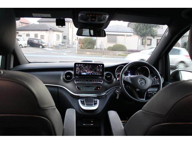 Vクラス V220d アバンギャルド ロング AMGライン 1オーナー パノラミックスライディングルーフ ブルメスターサウンド シートヒーター 純正ナビ・フルセグTV Bカメラ コーナーセンサー Bluetooth接続 ルーフレール ドラレコ(19枚目)