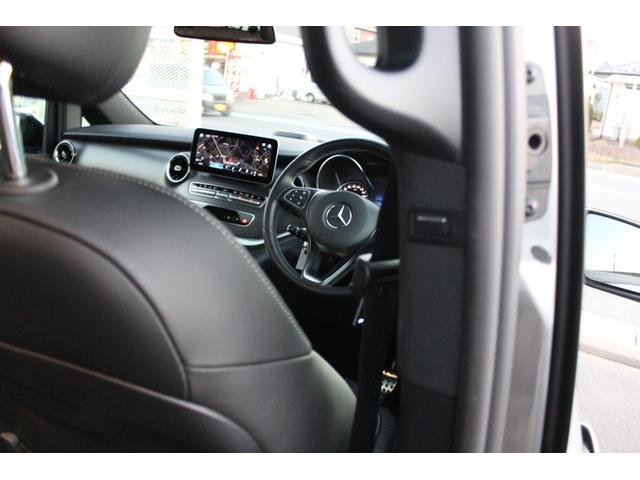 Vクラス V220d アバンギャルド ロング AMGライン 1オーナー パノラミックスライディングルーフ ブルメスターサウンド シートヒーター 純正ナビ・フルセグTV Bカメラ コーナーセンサー Bluetooth接続 ルーフレール ドラレコ(24枚目)