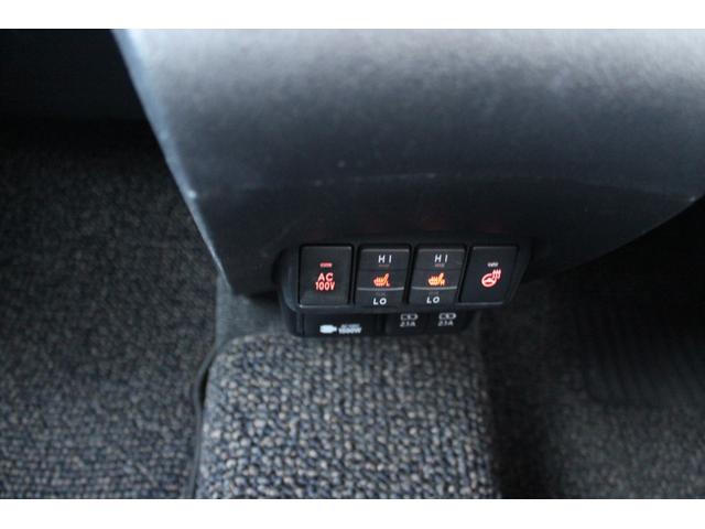 シエンタ ハイブリッド ファンベースG 1オーナー 禁煙車 ユーザー買取車 純正ナビ・フルセグTV ドラレコ コーナーセンサー シートヒーター Bluetooth接続 Bカメラ 両側電動スライドドア(30枚目)