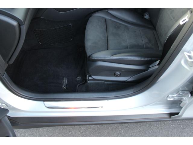 ＧＬＣ ＧＬＣ２５０　４マチックスポーツ　１オーナー　禁煙車　レーダーセーフティパッケージ　ＨＵＤ　ハーフレザーシート　Ｐシート　Ｐバックドア　ルーフレール　純正１９インチＡＷ　パドルシフト　純正ナビ・ＴＶ　ＥＴＣ２．０　Ｂｌｕｅｔｏｏｔｈ（15枚目）