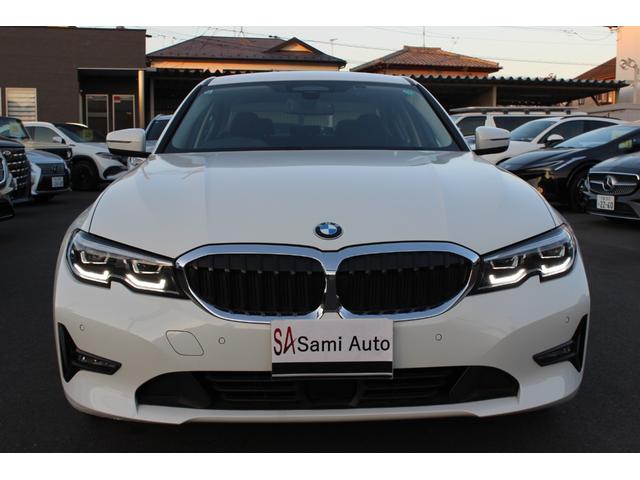 ３シリーズ ３２０ｄ　ｘＤｒｉｖｅ　禁煙車　コンフォートアクセス　クルコン　Ｐトランク　ＬＥＤヘッドライト　純正ナビ　Ｂカメラ　ＥＴＣ　シートヒーター　Ｂｌｕｅｔｏｏｔｈ　ドラレコ　置くだけ充電　純正１７インチＡＷ　ハンドルリモコン（2枚目）