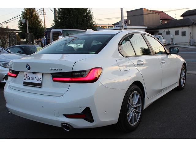 ３シリーズ ３２０ｄ　ｘＤｒｉｖｅ　禁煙車　コンフォートアクセス　クルコン　Ｐトランク　ＬＥＤヘッドライト　純正ナビ　Ｂカメラ　ＥＴＣ　シートヒーター　Ｂｌｕｅｔｏｏｔｈ　ドラレコ　置くだけ充電　純正１７インチＡＷ　ハンドルリモコン（4枚目）