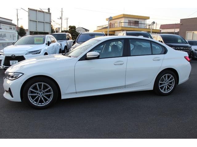 ３シリーズ ３２０ｄ　ｘＤｒｉｖｅ　禁煙車　コンフォートアクセス　クルコン　Ｐトランク　ＬＥＤヘッドライト　純正ナビ　Ｂカメラ　ＥＴＣ　シートヒーター　Ｂｌｕｅｔｏｏｔｈ　ドラレコ　置くだけ充電　純正１７インチＡＷ　ハンドルリモコン（9枚目）