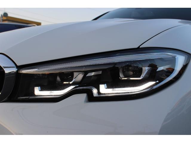 ３シリーズ ３２０ｄ　ｘＤｒｉｖｅ　禁煙車　コンフォートアクセス　クルコン　Ｐトランク　ＬＥＤヘッドライト　純正ナビ　Ｂカメラ　ＥＴＣ　シートヒーター　Ｂｌｕｅｔｏｏｔｈ　ドラレコ　置くだけ充電　純正１７インチＡＷ　ハンドルリモコン（11枚目）