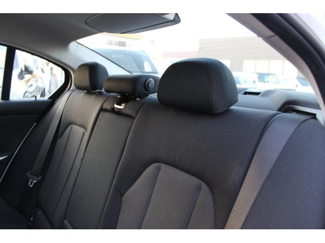 ３シリーズ ３２０ｄ　ｘＤｒｉｖｅ　禁煙車　コンフォートアクセス　クルコン　Ｐトランク　ＬＥＤヘッドライト　純正ナビ　Ｂカメラ　ＥＴＣ　シートヒーター　Ｂｌｕｅｔｏｏｔｈ　ドラレコ　置くだけ充電　純正１７インチＡＷ　ハンドルリモコン（19枚目）