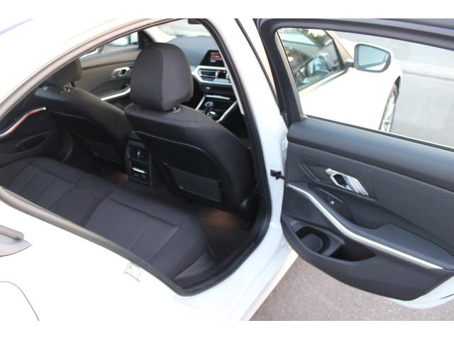 ３シリーズ ３２０ｄ　ｘＤｒｉｖｅ　禁煙車　コンフォートアクセス　クルコン　Ｐトランク　ＬＥＤヘッドライト　純正ナビ　Ｂカメラ　ＥＴＣ　シートヒーター　Ｂｌｕｅｔｏｏｔｈ　ドラレコ　置くだけ充電　純正１７インチＡＷ　ハンドルリモコン（24枚目）