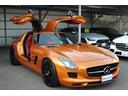 ＳＬＳ ＡＭＧ ベースグレード　ディーラー車　全塗装　禁煙車　カーボン（ブレーキ・インテリア・エンジンベイ）　Ｂ＆Ｏサウンド　ＡＭＧパフォーマンスステアリング　Ｂシリーズ純正カーボンＲウイングスポイラー　ＫＷハイドロリックシステム（3枚目）