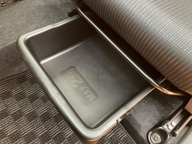 XリミテッドII SAIII バックカメラ対応 革巻きハンドル 運転席シートヒーター チルトステアリング シートリフター LEDヘッドライト オートエアコン 電動格納ミラー パワーウィンドウ キーフリー プッシュスタート(16枚目)