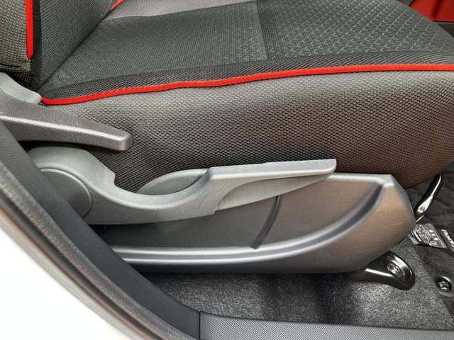 ロッキー Ｘ　ディスプレイオーディオ　連動前後ドラレコ　バックカメラ　保証　新車保証・まごころ保証　１年間・走行距離無制限付き（20枚目）