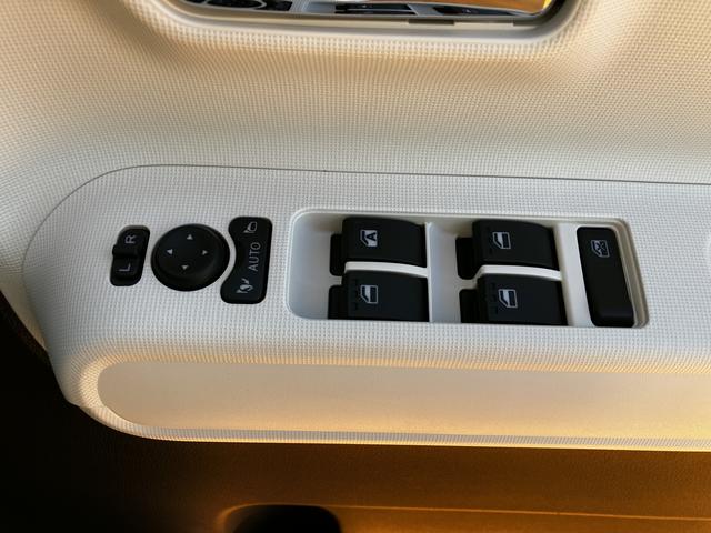 ムーヴキャンバス ストライプスＧターボ　保証　新車保証・まごころ保証　１年間・走行距離無制限付き（18枚目）