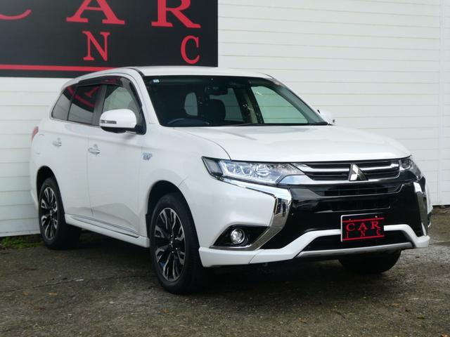 アウトランダーＰＨＥＶ Ｇプレミアムパッケージ　４ＷＤ　衝突軽減　レーダークルコン　ＡＣ１００Ｖ　パワーシート　パワーバックドア　パドルシフト　レーンアシスト　全方位カメラ　Ｂカメラ　シートヒーター　ステアヒーター　ドラレコ　Ｂｌｕｅｔｏｏｔｈ（20枚目）