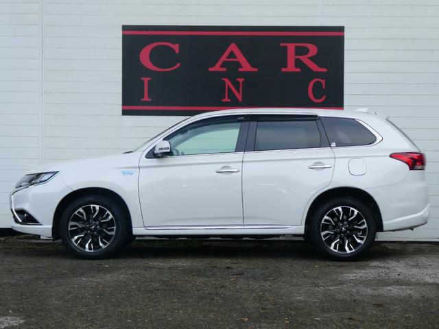 アウトランダーＰＨＥＶ Ｇプレミアムパッケージ　４ＷＤ　衝突軽減　レーダークルコン　ＡＣ１００Ｖ　パワーシート　パワーバックドア　パドルシフト　レーンアシスト　全方位カメラ　Ｂカメラ　シートヒーター　ステアヒーター　ドラレコ　Ｂｌｕｅｔｏｏｔｈ（22枚目）