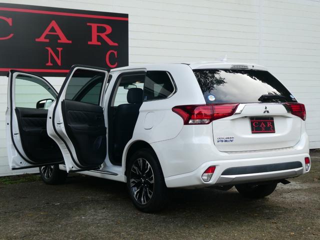 アウトランダーＰＨＥＶ Ｇプレミアムパッケージ　４ＷＤ　衝突軽減　レーダークルコン　ＡＣ１００Ｖ　パワーシート　パワーバックドア　パドルシフト　レーンアシスト　全方位カメラ　Ｂカメラ　シートヒーター　ステアヒーター　ドラレコ　Ｂｌｕｅｔｏｏｔｈ（30枚目）