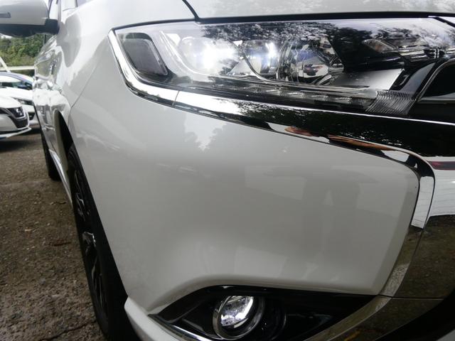アウトランダーＰＨＥＶ Ｇプレミアムパッケージ　４ＷＤ　衝突軽減　レーダークルコン　ＡＣ１００Ｖ　パワーシート　パワーバックドア　パドルシフト　レーンアシスト　全方位カメラ　Ｂカメラ　シートヒーター　ステアヒーター　ドラレコ　Ｂｌｕｅｔｏｏｔｈ（71枚目）