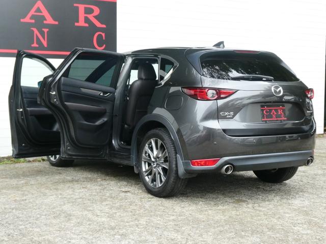 CX-5 XD エクスクルーシブモード BOSEサウンド 4WD 車高調付 パワーバックドア パワーシート レーダークルコン アイスト 衝突軽減 コーナーセンサー レーンアシスト ドラレコ シートヒーター ステアヒーター 純正SDナビ(29枚目)