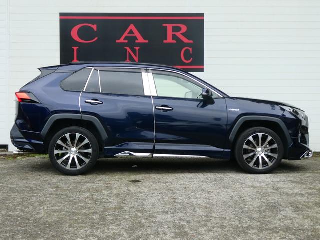 ＲＡＶ４ ハイブリッドＧ　トヨタセーフティ　レーダークルコン　パワーバックドア　衝突軽減　４ＷＤ　レーンアシスト　純正ＳＤナビ　コーナーセンサー　シートヒーター　ステアヒーター　バックカメラ　ＥＴＣ　ＢＳＭ　フルエアロ（19枚目）