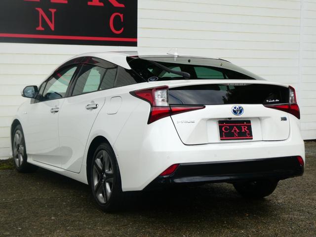 プリウス Ａプレミアム　ツーリングセレクション　パワーシート　トヨタセーフティー　ＢＳＭ　レーンアシスト　Ｐアシスト　レーダークルコン　Ｂカメラ　衝突軽減　ＨＵＤ　シートヒーター　シーテョエアコン　ＡＣ１００Ｖ　ステリモ　純正ＳＤナビ　フルセグ（21枚目）