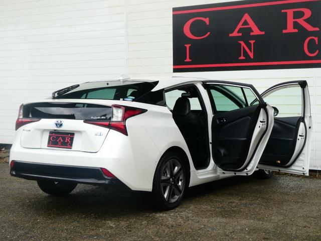 プリウス Ａプレミアム　ツーリングセレクション　パワーシート　トヨタセーフティー　ＢＳＭ　レーンアシスト　Ｐアシスト　レーダークルコン　Ｂカメラ　衝突軽減　ＨＵＤ　シートヒーター　シーテョエアコン　ＡＣ１００Ｖ　ステリモ　純正ＳＤナビ　フルセグ（28枚目）