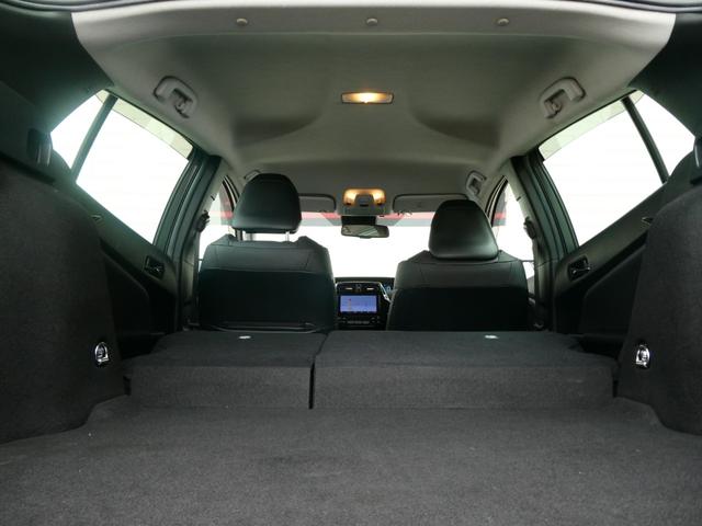 プリウス Ａプレミアム　ツーリングセレクション　パワーシート　トヨタセーフティー　ＢＳＭ　レーンアシスト　Ｐアシスト　レーダークルコン　Ｂカメラ　衝突軽減　ＨＵＤ　シートヒーター　シーテョエアコン　ＡＣ１００Ｖ　ステリモ　純正ＳＤナビ　フルセグ（47枚目）