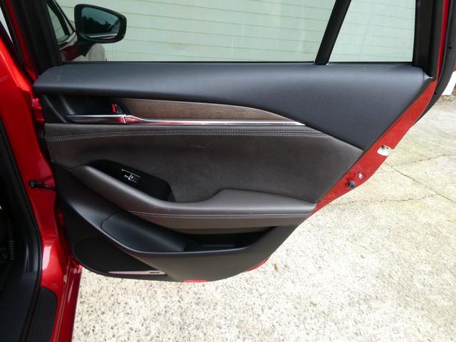 アテンザワゴン ＸＤ　Ｌパッケージ　ＢＯＳＥサウンド　４ＷＤ　ルーフレール　衝突軽減　レーダークルコン　レーンアシスト　パワーシート　シートヒーター　ステアヒーター　全方位カメラ　Ｂカメラ　ＢＳＭ　コーナーセンサー　アイスト　ドラレコ（37枚目）