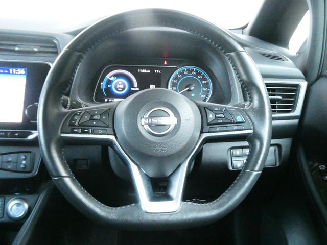 リーフ e+ X プロパイロット 衝突軽減 全方位カメラ Bカメラ シートヒーター ステアヒーター ステアスイッチ BSM デジタルミラー ETC2.0 純正メモリーナビ フルセグ HDMI LEDヘッドライト(11枚目)