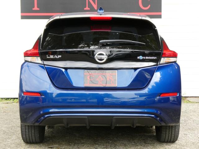 リーフ G プロパイロット レーダークルコン コーナーセンサー 衝突軽減 ステリモ BSM シートヒーター デジタルミラー ステアヒーター ETC 全方位カメラ Bカメラ 純正SDナビ フルセグ オートライト(26枚目)