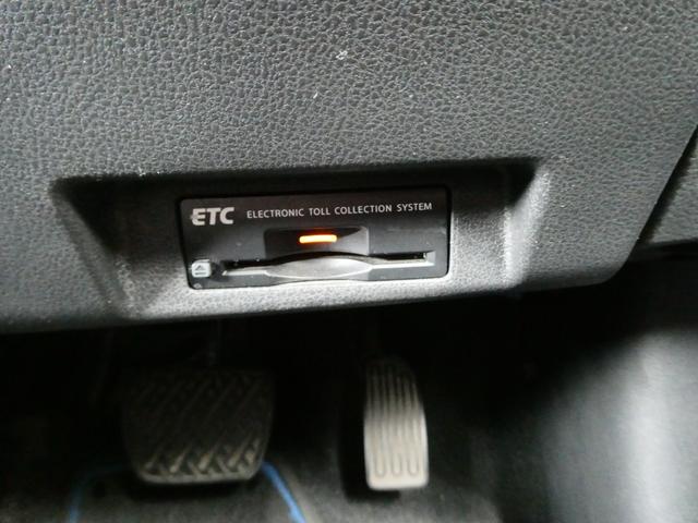 リーフ G プロパイロット レーダークルコン コーナーセンサー 衝突軽減 ステリモ BSM シートヒーター デジタルミラー ステアヒーター ETC 全方位カメラ Bカメラ 純正SDナビ フルセグ オートライト(60枚目)