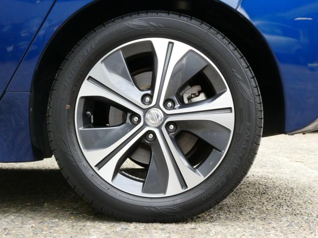 リーフ G プロパイロット レーダークルコン コーナーセンサー 衝突軽減 ステリモ BSM シートヒーター デジタルミラー ステアヒーター ETC 全方位カメラ Bカメラ 純正SDナビ フルセグ オートライト(65枚目)