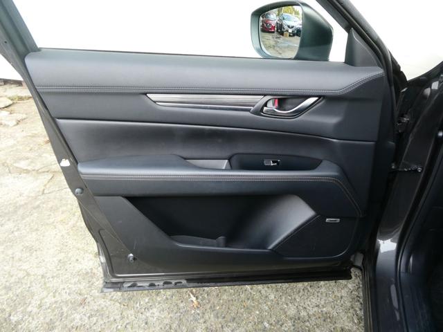 ＣＸ－５ ＸＤ　Ｌパッケージ　ＢＯＳＥサウンド　４ＷＤ　バックカメラ　レーダークルコン　パワーシート　パワーバックドア　ＢＳＭ　シートヒーター　ステアヒーター　コーナーセンサー　レーンアシスト　ステリモ　ドラレコ　サイドカメラ（42枚目）