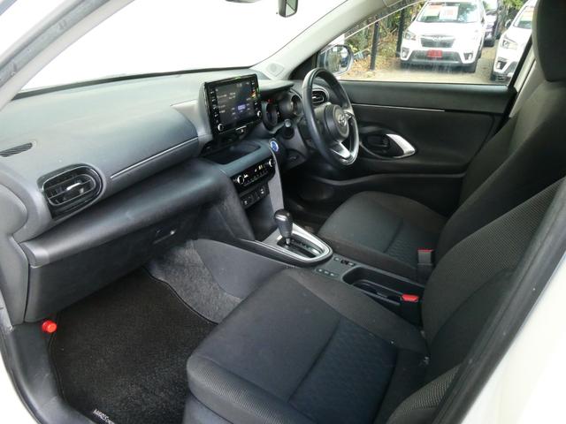 ヤリスクロス ハイブリッドＧ　トヨタセーフティ　レーダークルコン　コーナーセンサー　衝突軽減　ＥＴＣ　レーンアシスト　ステリモ　純正メモリーナビ　フルセグ　ＵＤＢ　Ｂｌｕｅｔｏｏｔｈ　純正ハロゲン　オートハイビーム　純正１６ＡＷ（13枚目）