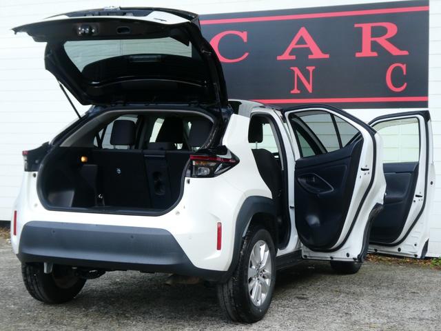 ヤリスクロス ハイブリッドＧ　トヨタセーフティ　レーダークルコン　コーナーセンサー　衝突軽減　ＥＴＣ　レーンアシスト　ステリモ　純正メモリーナビ　フルセグ　ＵＤＢ　Ｂｌｕｅｔｏｏｔｈ　純正ハロゲン　オートハイビーム　純正１６ＡＷ（28枚目）