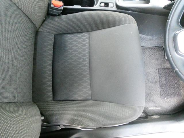 ヤリスクロス ハイブリッドＧ　トヨタセーフティ　レーダークルコン　コーナーセンサー　衝突軽減　ＥＴＣ　レーンアシスト　ステリモ　純正メモリーナビ　フルセグ　ＵＤＢ　Ｂｌｕｅｔｏｏｔｈ　純正ハロゲン　オートハイビーム　純正１６ＡＷ（34枚目）