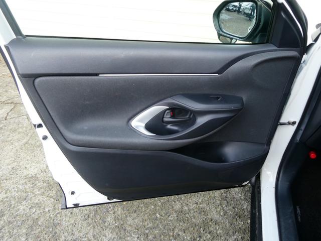 ヤリスクロス ハイブリッドＧ　トヨタセーフティ　レーダークルコン　コーナーセンサー　衝突軽減　ＥＴＣ　レーンアシスト　ステリモ　純正メモリーナビ　フルセグ　ＵＤＢ　Ｂｌｕｅｔｏｏｔｈ　純正ハロゲン　オートハイビーム　純正１６ＡＷ（38枚目）