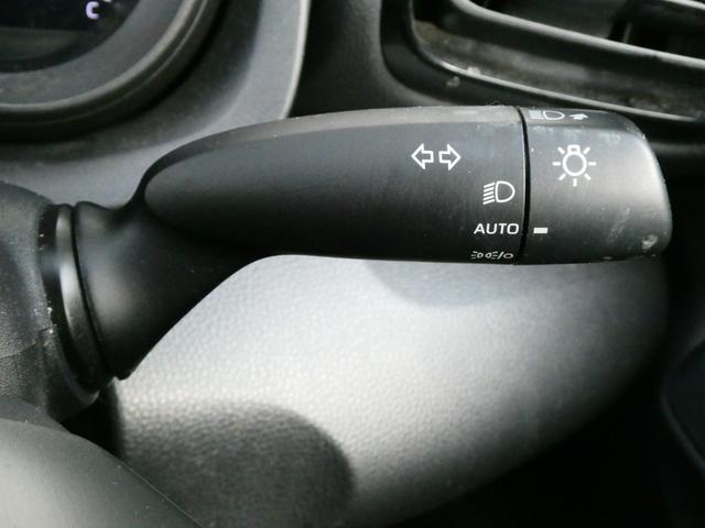 ヤリスクロス ハイブリッドＧ　トヨタセーフティ　レーダークルコン　コーナーセンサー　衝突軽減　ＥＴＣ　レーンアシスト　ステリモ　純正メモリーナビ　フルセグ　ＵＤＢ　Ｂｌｕｅｔｏｏｔｈ　純正ハロゲン　オートハイビーム　純正１６ＡＷ（49枚目）