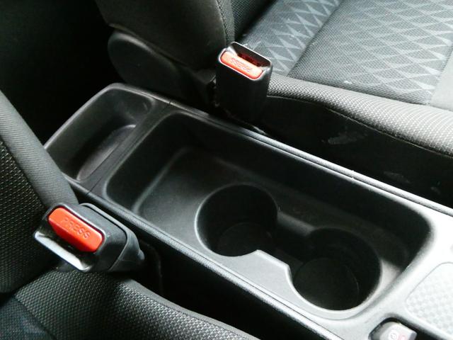 ヤリスクロス ハイブリッドＧ　トヨタセーフティ　レーダークルコン　コーナーセンサー　衝突軽減　ＥＴＣ　レーンアシスト　ステリモ　純正メモリーナビ　フルセグ　ＵＤＢ　Ｂｌｕｅｔｏｏｔｈ　純正ハロゲン　オートハイビーム　純正１６ＡＷ（57枚目）