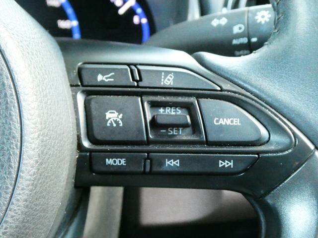 ヤリスクロス ハイブリッドＺ　トヨタセーフティ　レーダークルコン　パワーシート　衝突軽減　全方位カメラ　Ｂカメラ　シートヒーター　ステアヒーター　パワーシート　サイドカメラ　ドラレコ　純正メモリーナビ　コーナーセンサー　フルセグ（7枚目）