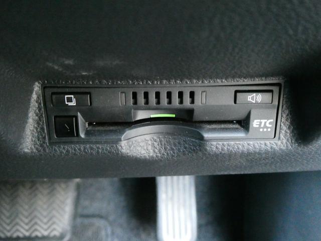 ヤリスクロス ハイブリッドＺ　トヨタセーフティ　レーダークルコン　パワーシート　衝突軽減　全方位カメラ　Ｂカメラ　シートヒーター　ステアヒーター　パワーシート　サイドカメラ　ドラレコ　純正メモリーナビ　コーナーセンサー　フルセグ（10枚目）