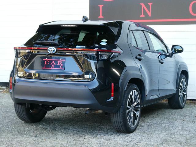 ヤリスクロス ハイブリッドＺ　トヨタセーフティ　レーダークルコン　パワーシート　衝突軽減　全方位カメラ　Ｂカメラ　シートヒーター　ステアヒーター　パワーシート　サイドカメラ　ドラレコ　純正メモリーナビ　コーナーセンサー　フルセグ（22枚目）