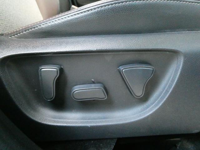 ヤリスクロス ハイブリッドＺ　トヨタセーフティ　レーダークルコン　パワーシート　衝突軽減　全方位カメラ　Ｂカメラ　シートヒーター　ステアヒーター　パワーシート　サイドカメラ　ドラレコ　純正メモリーナビ　コーナーセンサー　フルセグ（33枚目）