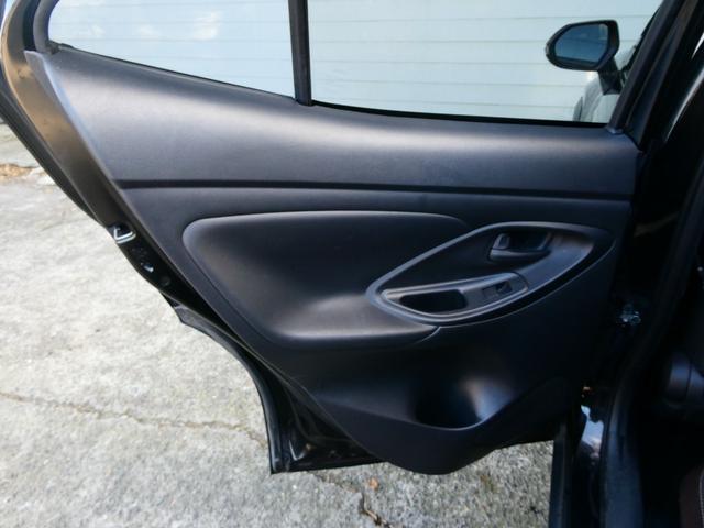 ヤリスクロス ハイブリッドＺ　トヨタセーフティ　レーダークルコン　パワーシート　衝突軽減　全方位カメラ　Ｂカメラ　シートヒーター　ステアヒーター　パワーシート　サイドカメラ　ドラレコ　純正メモリーナビ　コーナーセンサー　フルセグ（42枚目）