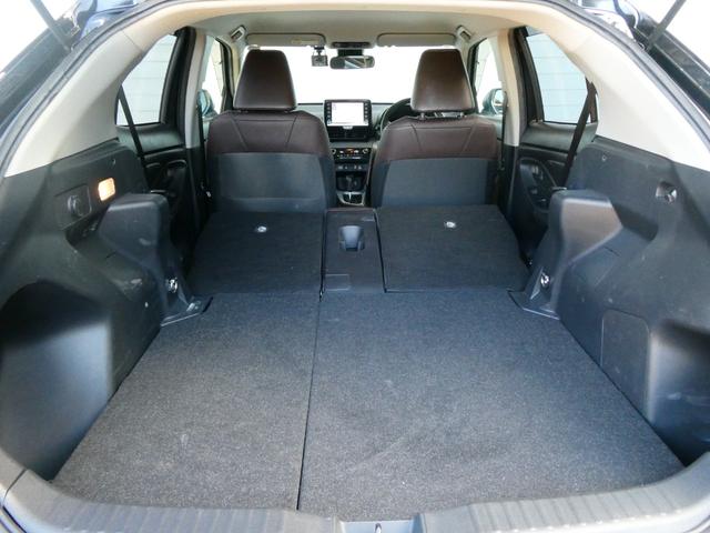 ヤリスクロス ハイブリッドＺ　トヨタセーフティ　レーダークルコン　パワーシート　衝突軽減　全方位カメラ　Ｂカメラ　シートヒーター　ステアヒーター　パワーシート　サイドカメラ　ドラレコ　純正メモリーナビ　コーナーセンサー　フルセグ（45枚目）