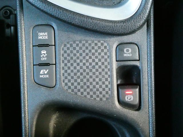 ヤリスクロス ハイブリッドＺ　トヨタセーフティ　レーダークルコン　パワーシート　衝突軽減　全方位カメラ　Ｂカメラ　シートヒーター　ステアヒーター　パワーシート　サイドカメラ　ドラレコ　純正メモリーナビ　コーナーセンサー　フルセグ（55枚目）