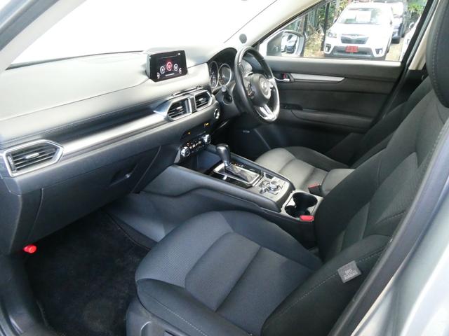 ★販売は勿論の事・買取・板金・車検・日常のメンテナンスから修理や保険、例えば事故を起こした後の対応等まで幅広くご相談に応じます！お気軽にスタッフまで★