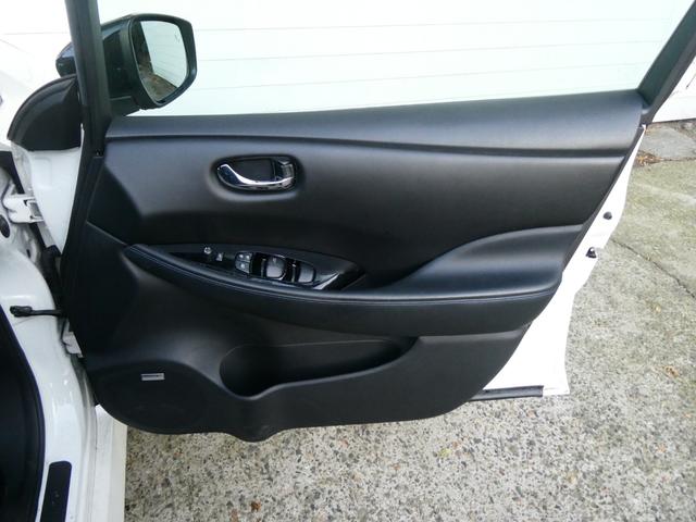 リーフ Ｇ　プロパイロット　ＢＯＳＥサウンド　ＥＴＣ　レーダークルコン　衝突軽減　Ｐアシスト　レーンアシスト　コーナーセンサー　全方位カメラ　Ｂカメラ　ステリモ　デジタルミラー　シートヒーター　純正ＳＤナビ（31枚目）