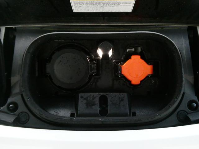 リーフ Ｇ　プロパイロット　ＢＯＳＥサウンド　ＥＴＣ　レーダークルコン　衝突軽減　Ｐアシスト　レーンアシスト　コーナーセンサー　全方位カメラ　Ｂカメラ　ステリモ　デジタルミラー　シートヒーター　純正ＳＤナビ（66枚目）