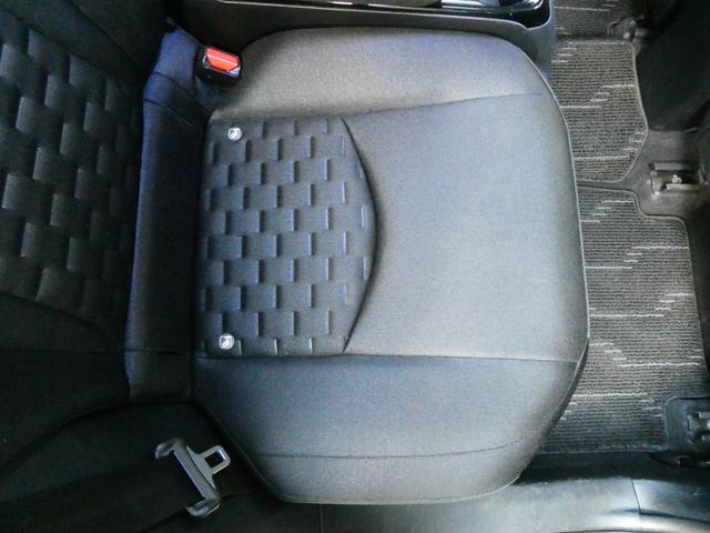 プリウスＰＨＶ Ａ　トヨタセーフティ　コーナーセンサー　レーダークルコン　衝突軽減　ドラレコ　Ｐアシスト　レーンアシスト　シートヒーター　ステアヒーター　ステリモ　ＴＲＤエアロ　Ｂカメラ　ＥＴＣ２．０　純正ＳＤナビ（37枚目）