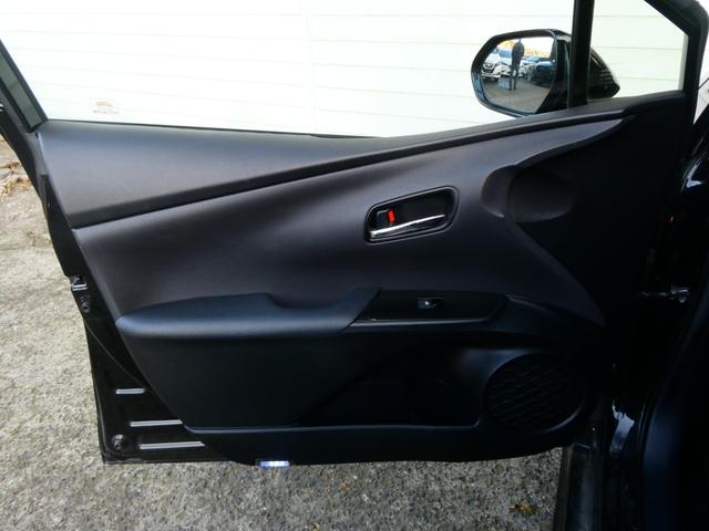 プリウスＰＨＶ Ａ　トヨタセーフティ　コーナーセンサー　レーダークルコン　衝突軽減　ドラレコ　Ｐアシスト　レーンアシスト　シートヒーター　ステアヒーター　ステリモ　ＴＲＤエアロ　Ｂカメラ　ＥＴＣ２．０　純正ＳＤナビ（38枚目）